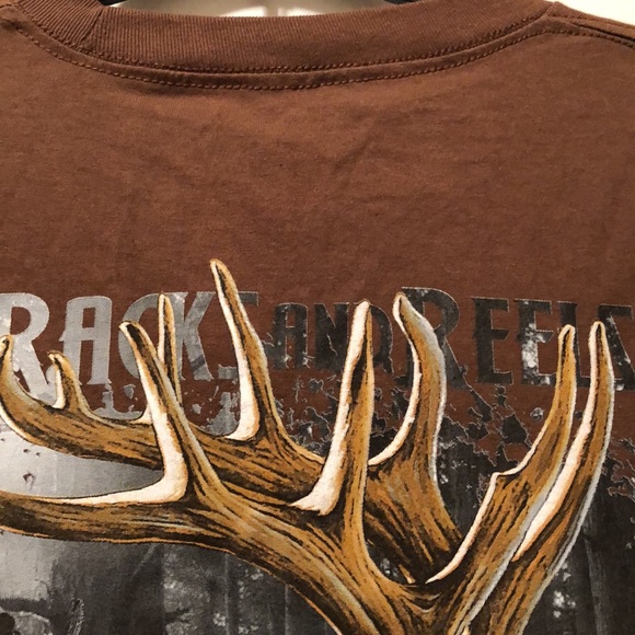 NWOT Men’s Racks and Reels long sleeve shirt. Lots of details on back & sleeve. - Picture 12 of 13